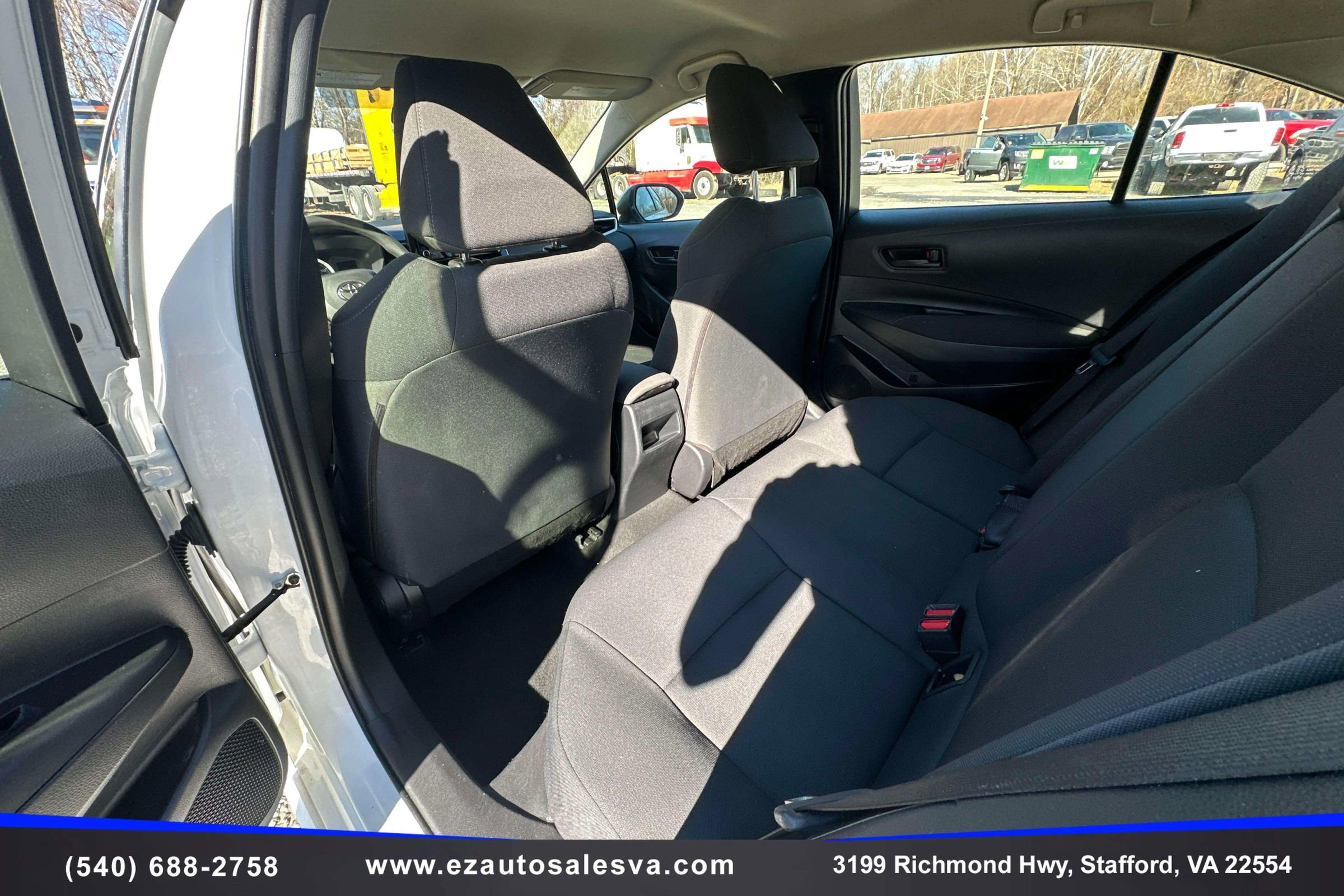 Used 2022 Toyota Corolla LE image 16