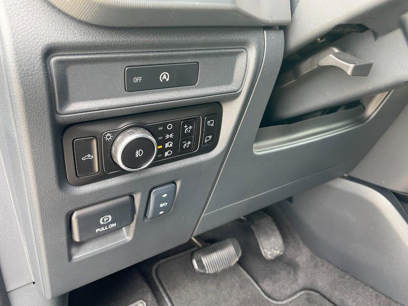 New 2025 Ford F150 Lariat w/ Equipment Group 502A High image 27