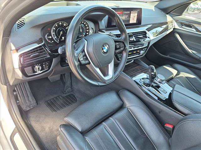 Used 2019 BMW 530e w/ Convenience Package RWD image 10