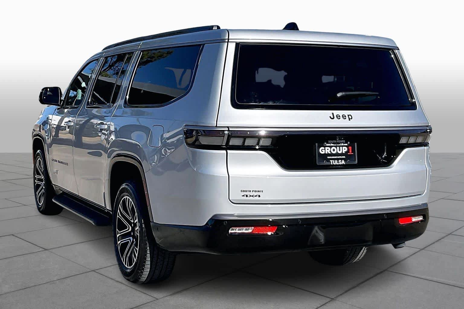 New 2026 Jeep Grand Wagoneer L 4WD w/ Premium Group I image 12