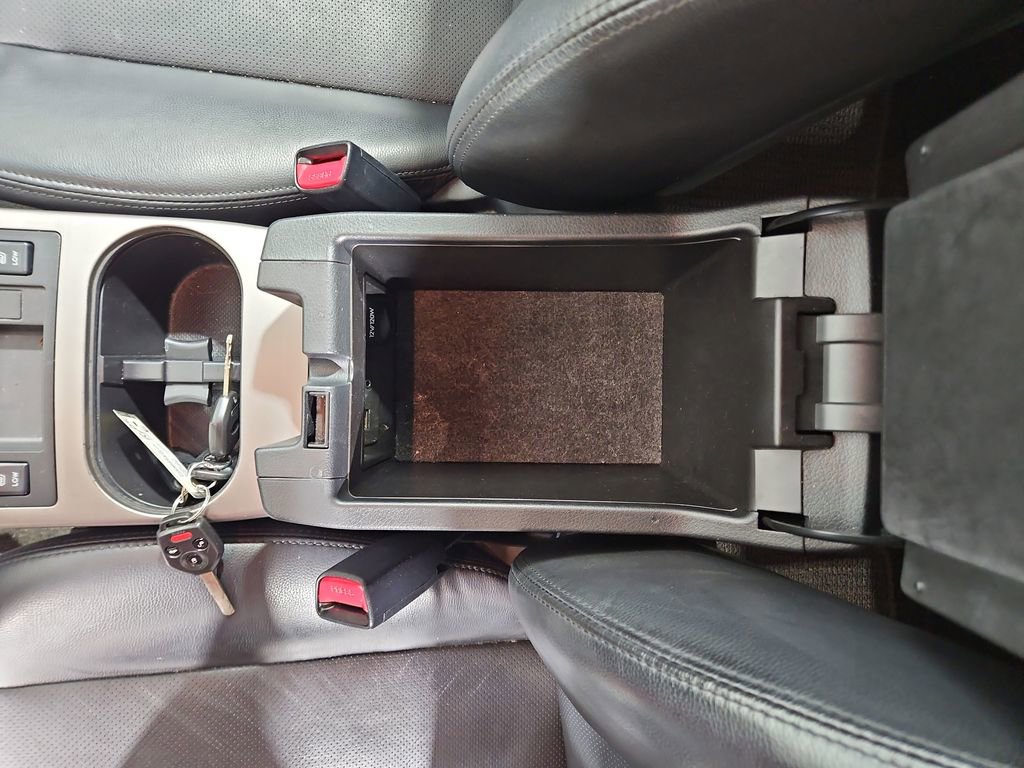 Used 2012 Subaru Outback 3.6R Limited w/ Moonroof Pkg image 26