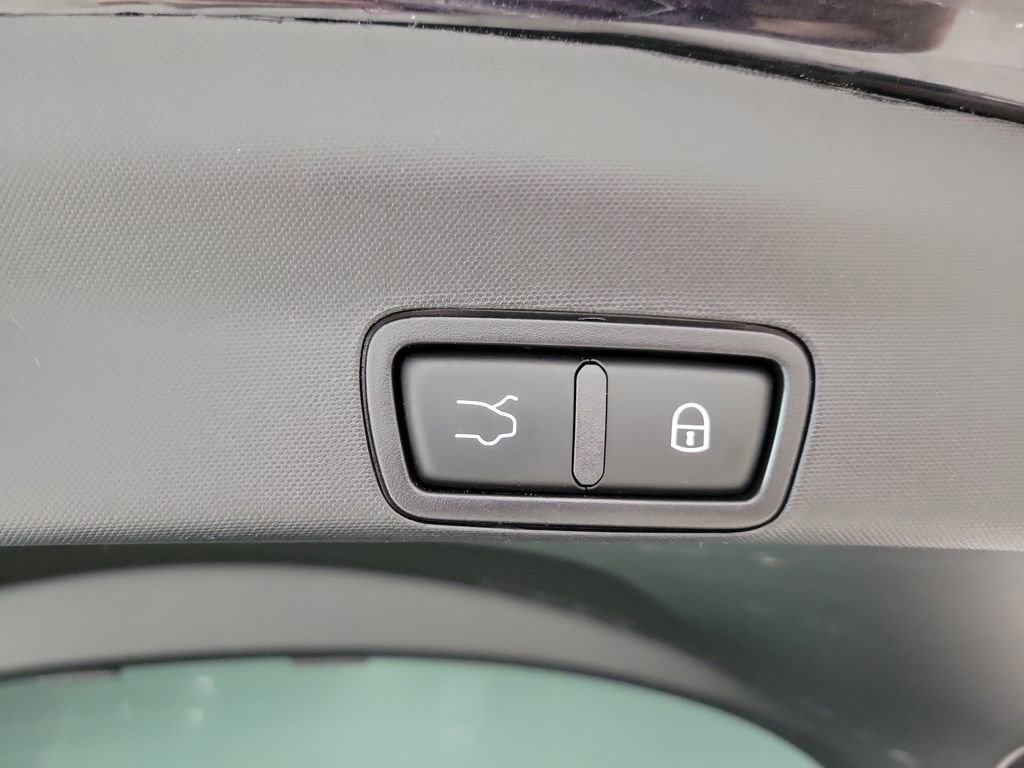 Used 2024 Alfa Romeo Stelvio Ti image 21