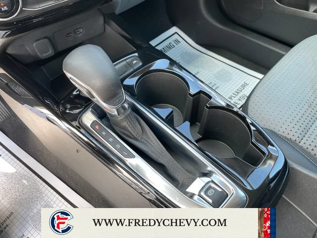 Used 2025 Chevrolet Trax LT FWD image 21