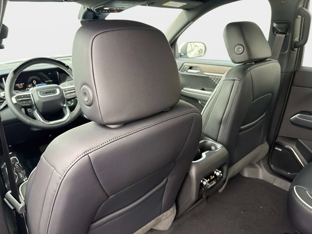 New 2026 GMC Acadia Denali w/ Super Cruise Package FWD image 13