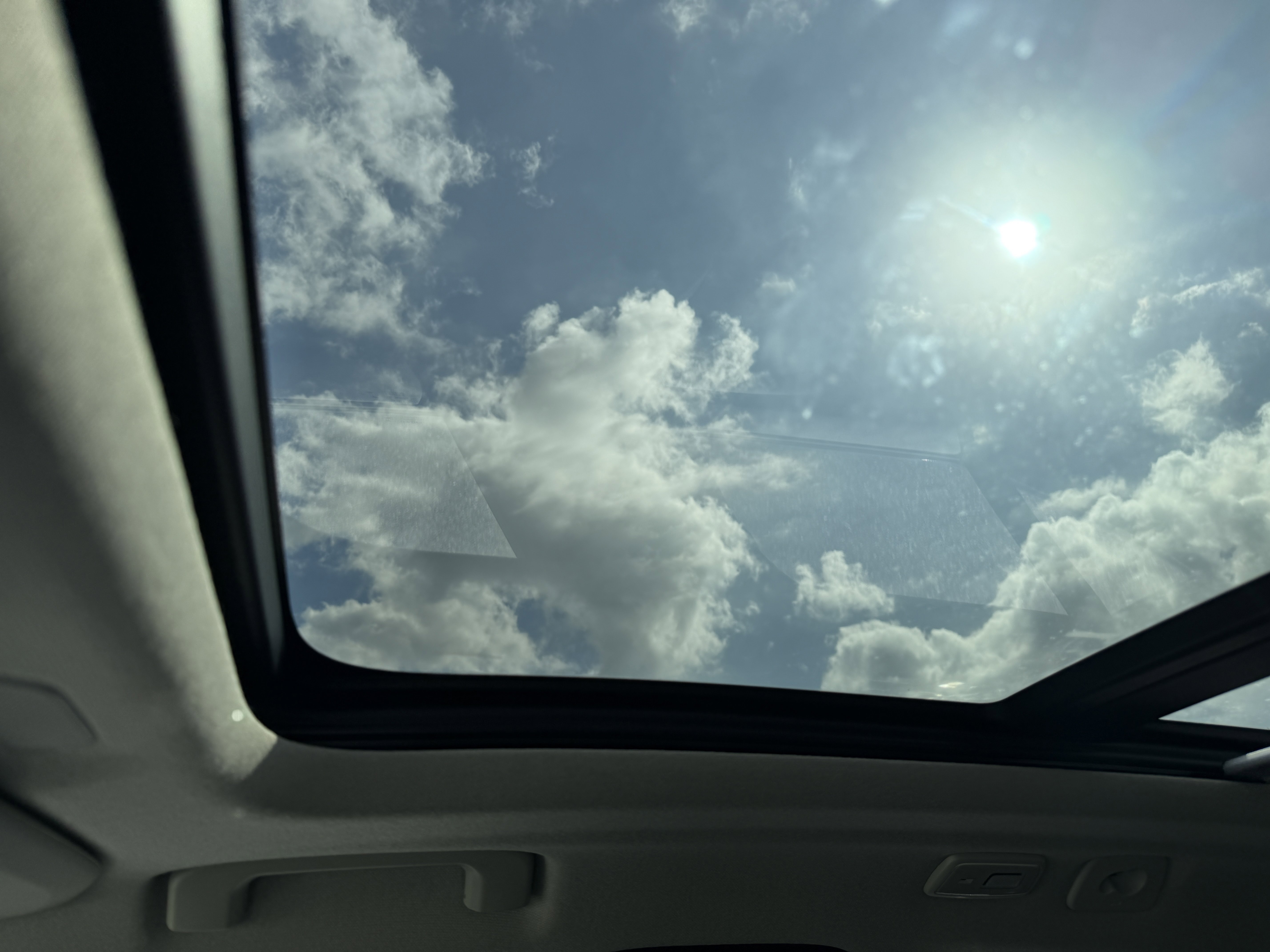 New 2026 Volvo XC40 B5 Core w/ Protection Package image 24