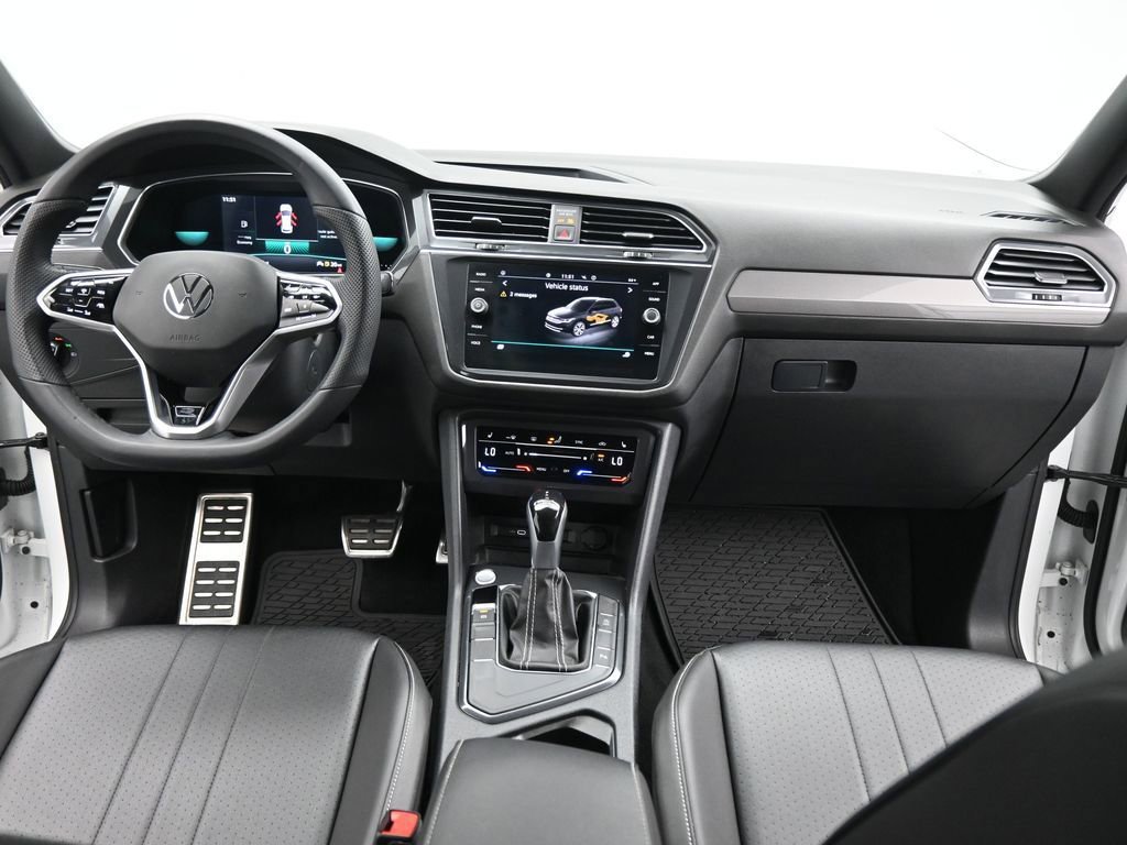 Used 2022 Volkswagen Tiguan SE R-Line FWD image 18