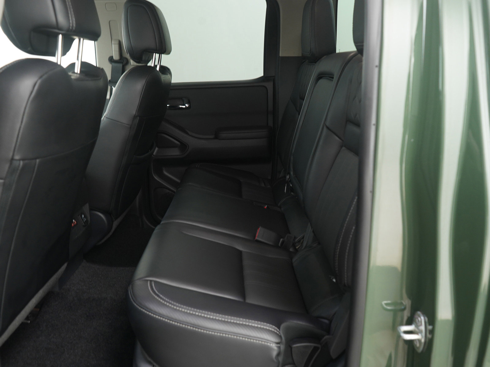 Used 2024 Nissan Frontier SL w/ Technology Package image 15