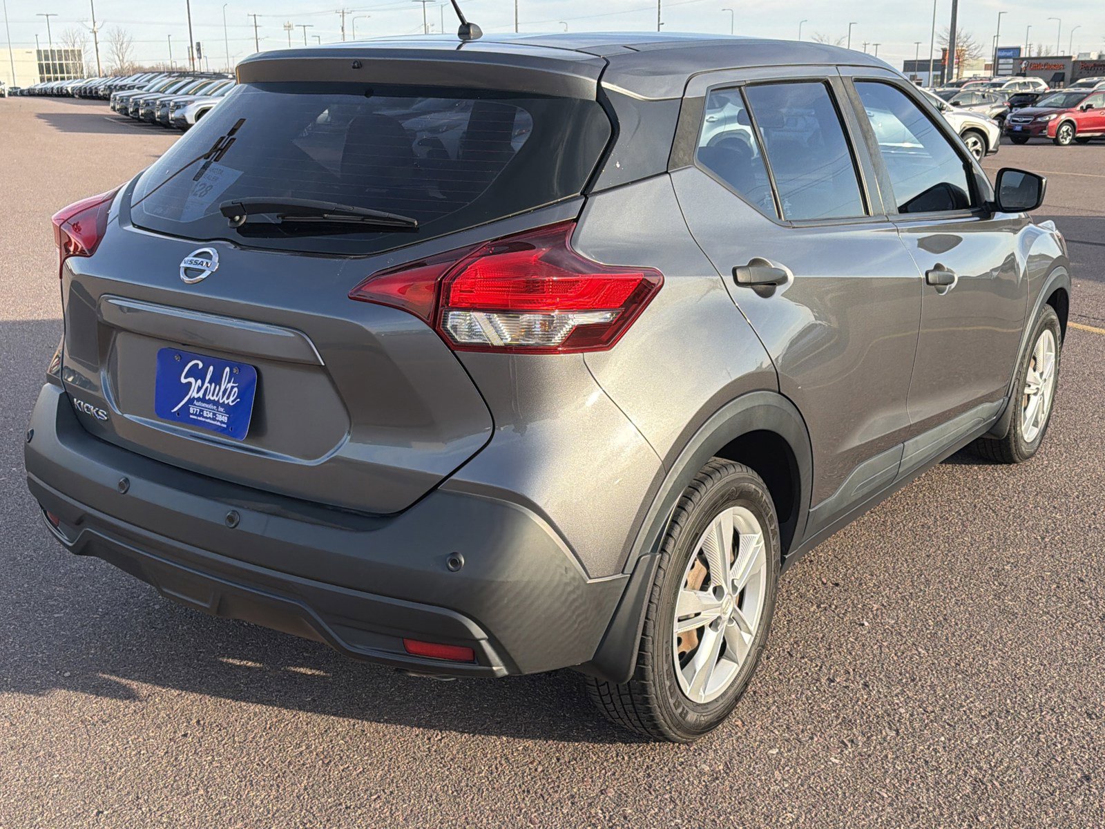 Used 2020 Nissan Kicks S image 13