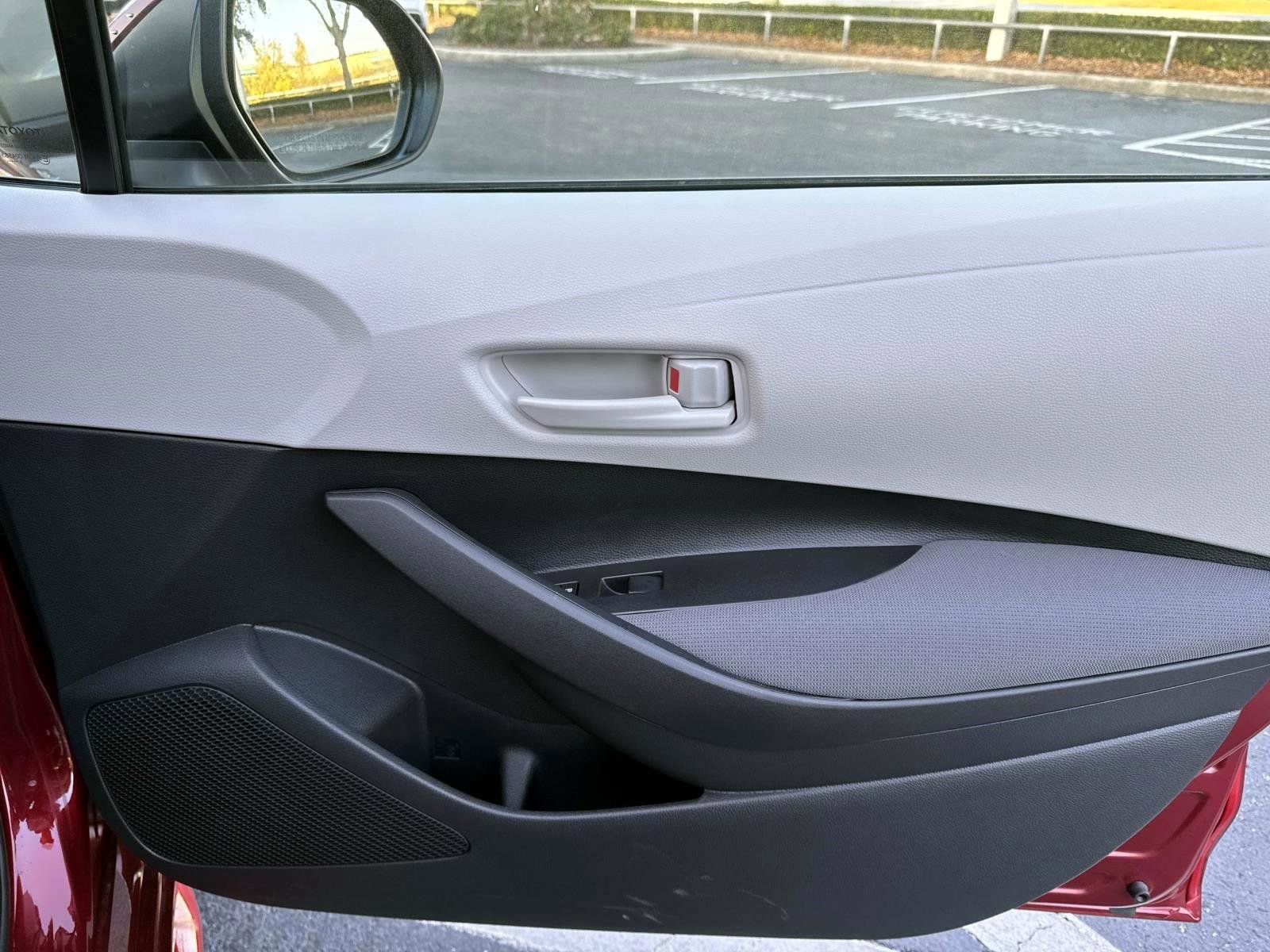 Used 2026 Toyota Corolla LE image 14