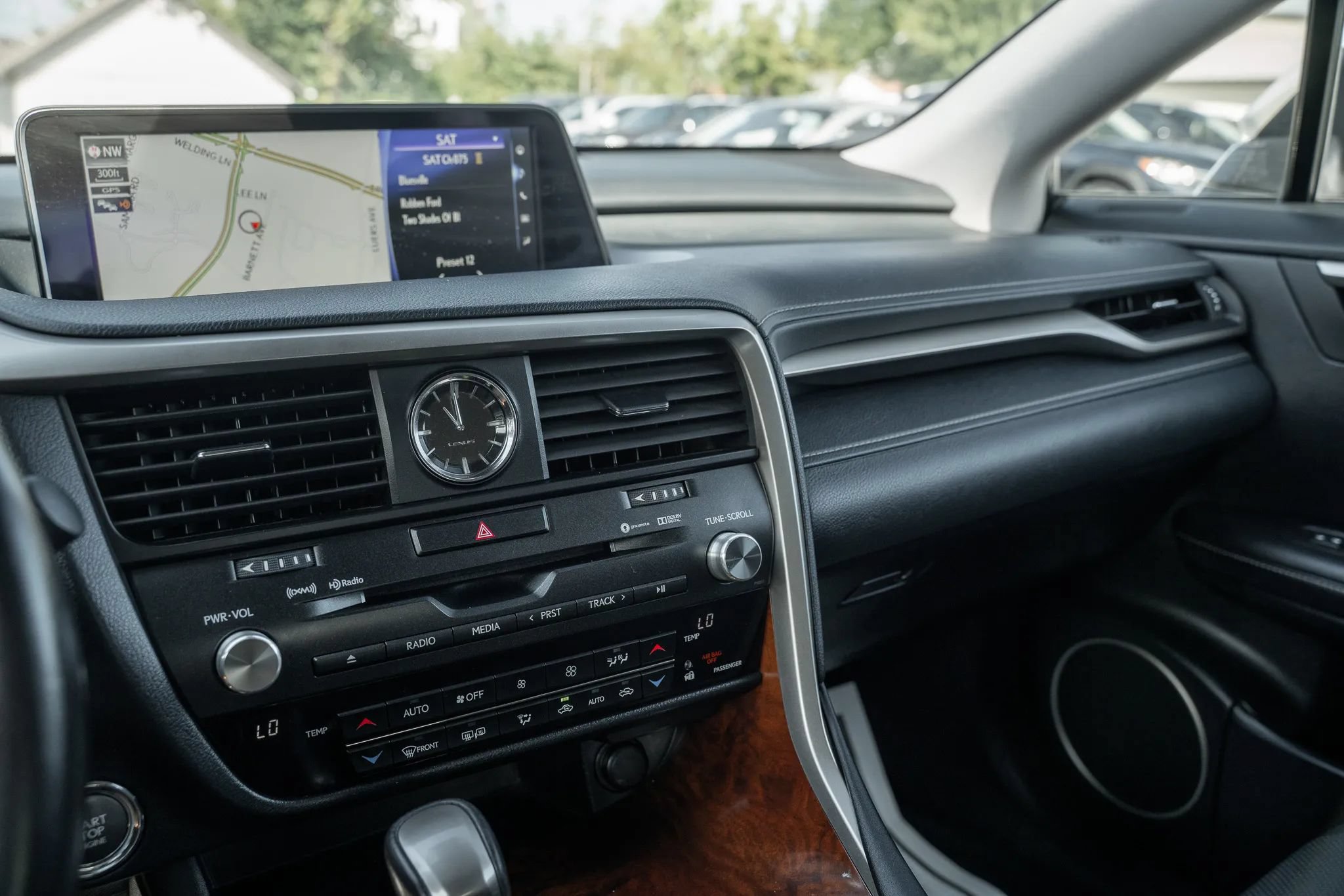 Used 2016 Lexus RX 350 AWD w/ Premium Package image 24