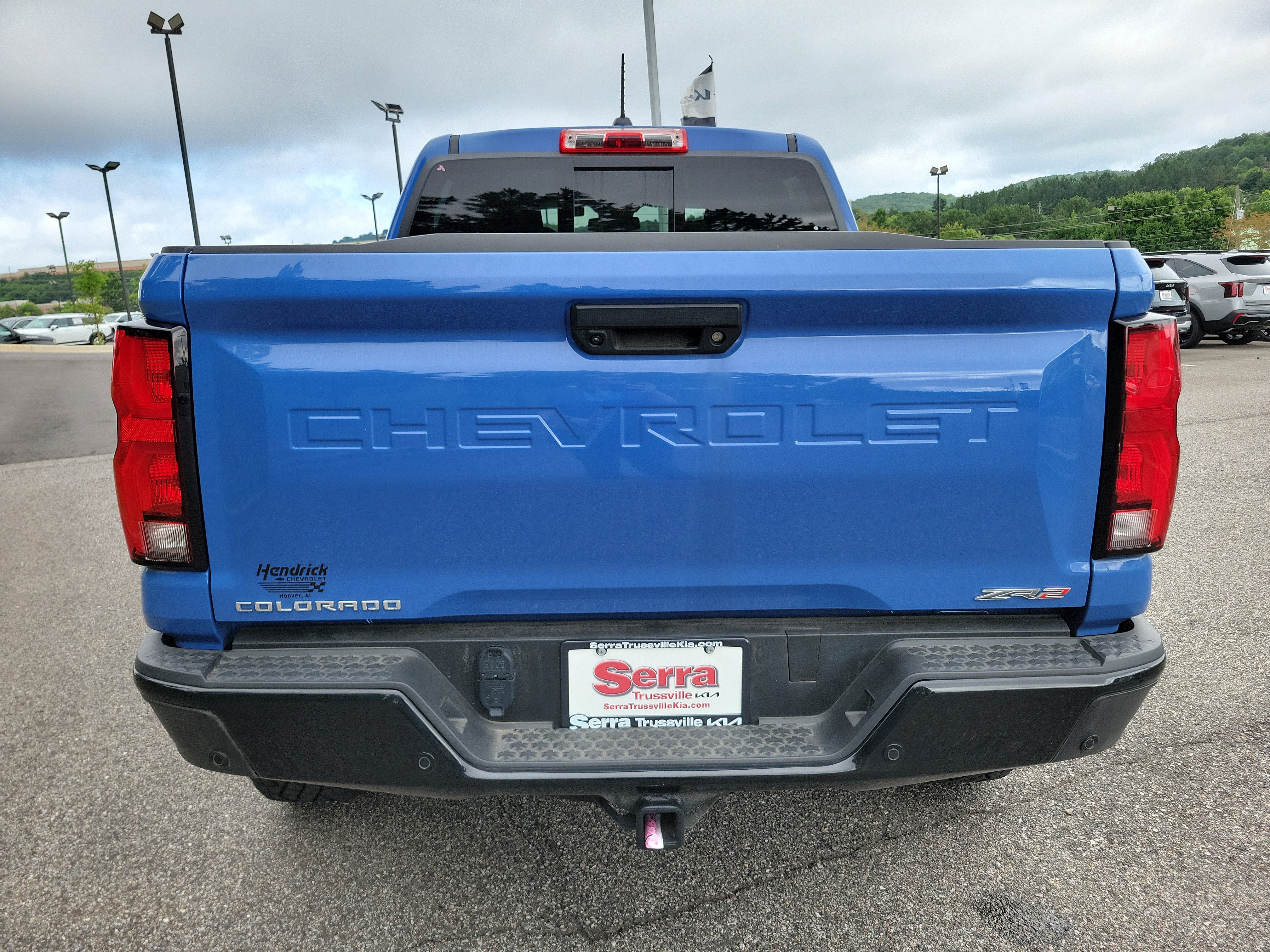 Used 2025 Chevrolet Colorado ZR2 w/ Midnight Edition AWD/4WD image 4