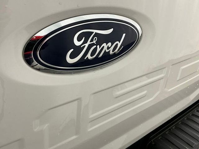 Used 2022 Ford F150 Lariat w/ Max Trailer Tow Package image 5