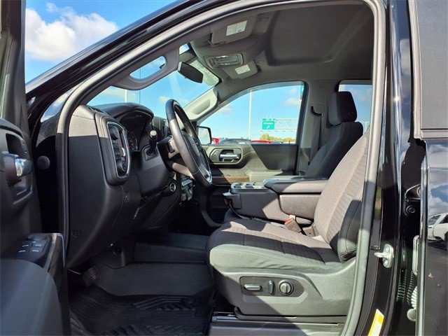 Certified 2021 Chevrolet Silverado 1500 RST image 19