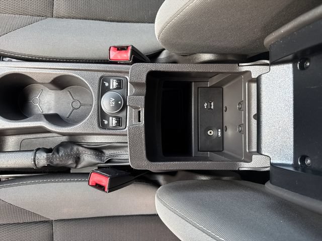 Used 2012 Ford Focus SE FWD image 13