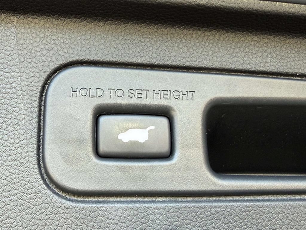 Used 2024 Honda Pilot TrailSport image 18