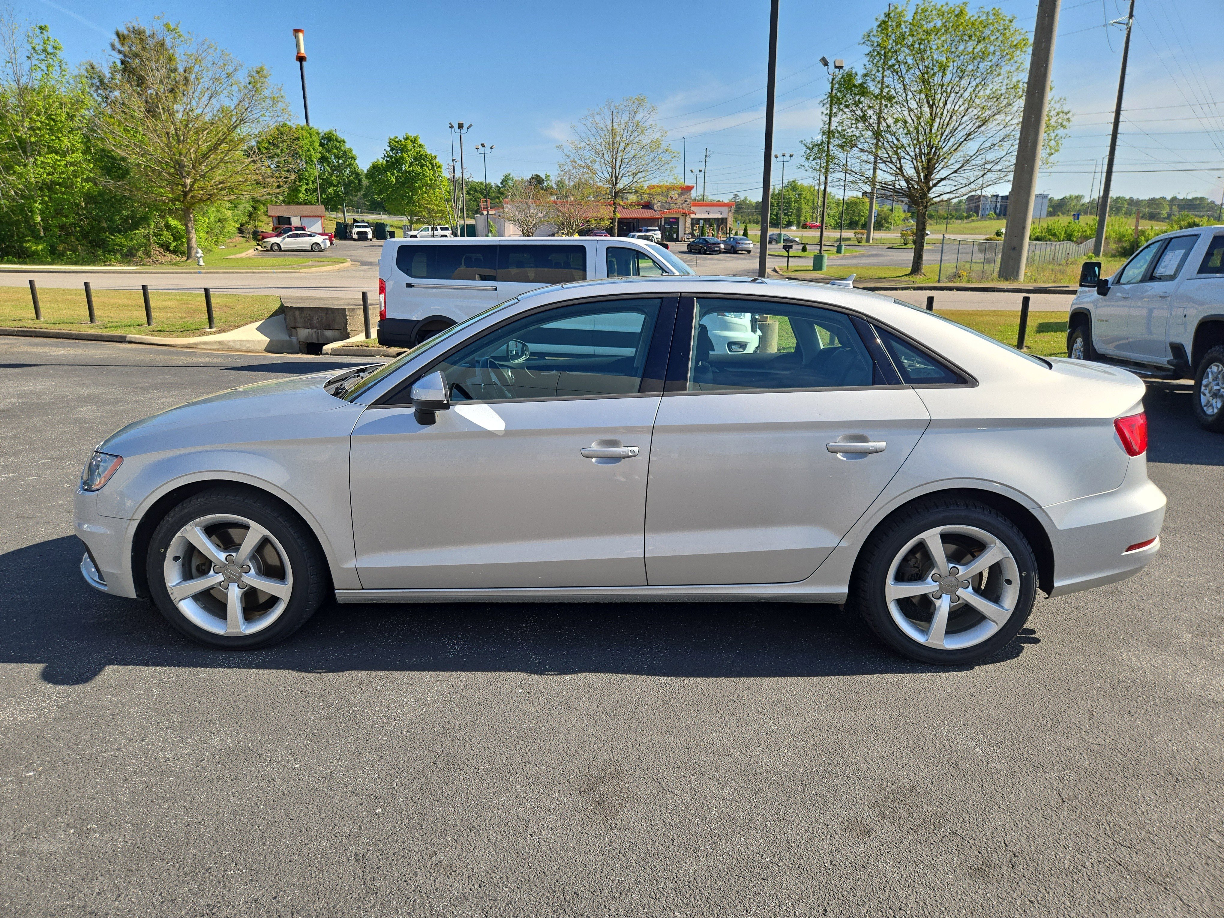 Used 2015 Audi A3 1.8T Premium w/ Audi MMI Navigation Plus image 10