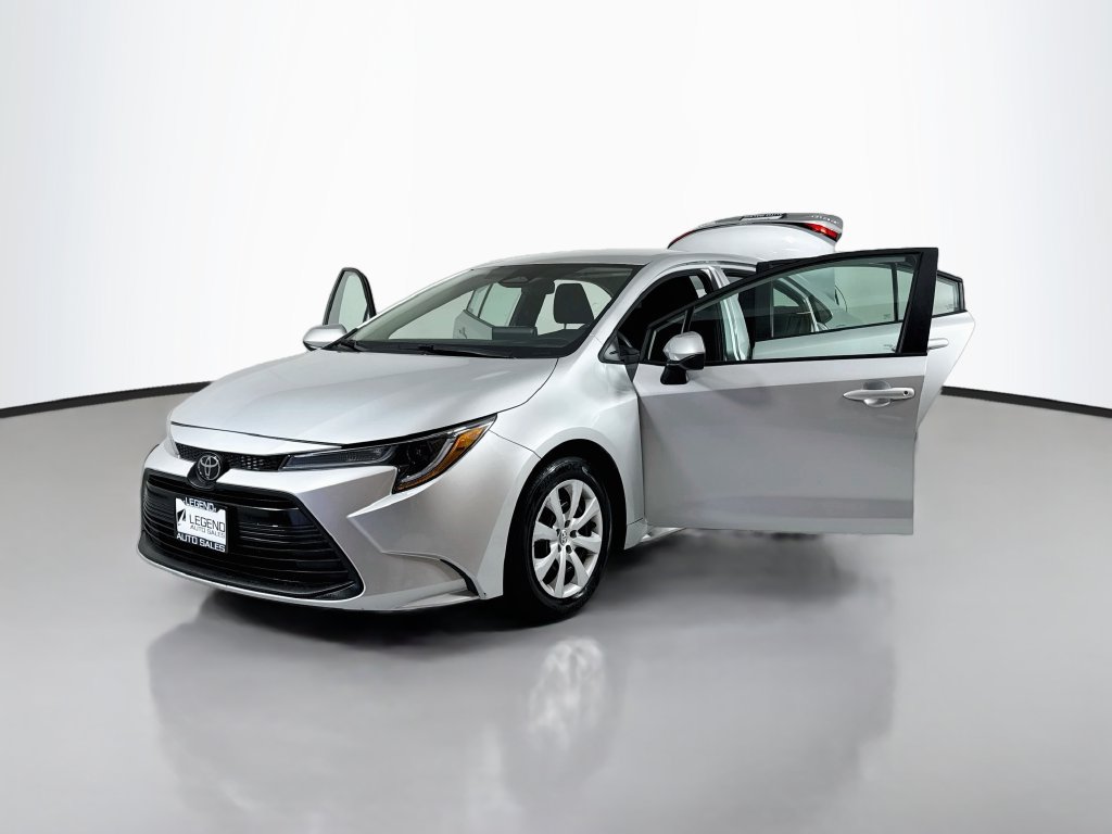 Used 2024 Toyota Corolla LE FWD image 15