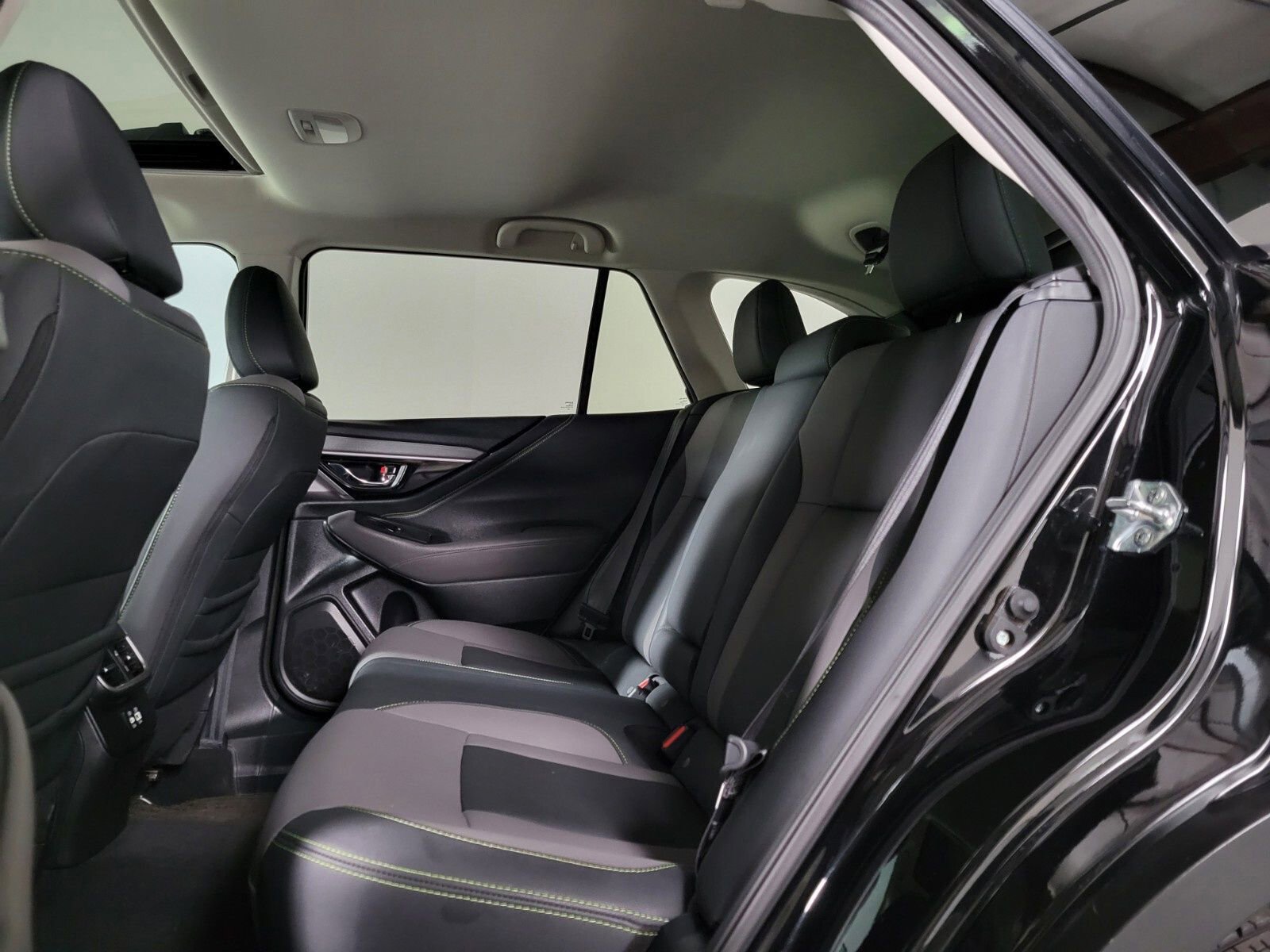 Certified 2025 Subaru Outback Onyx Edition image 21