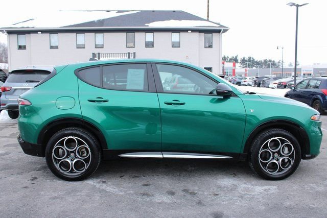 Used 2024 Alfa Romeo Tonale Ti image 6