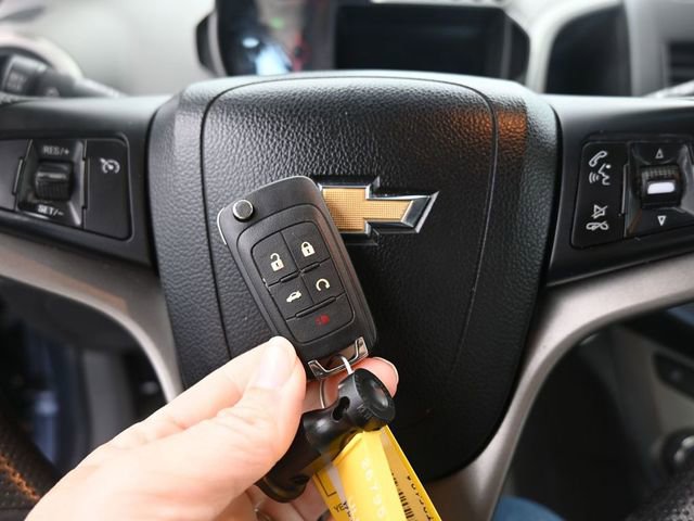 Used 2012 Chevrolet Sonic LT image 33