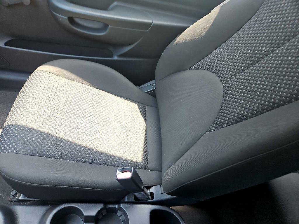 Used 2011 Hyundai Accent GS image 19