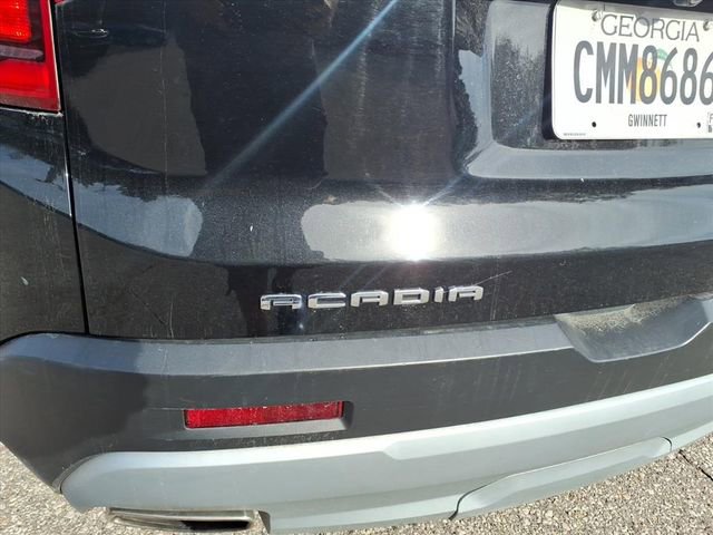 Used 2023 GMC Acadia SLT image 7