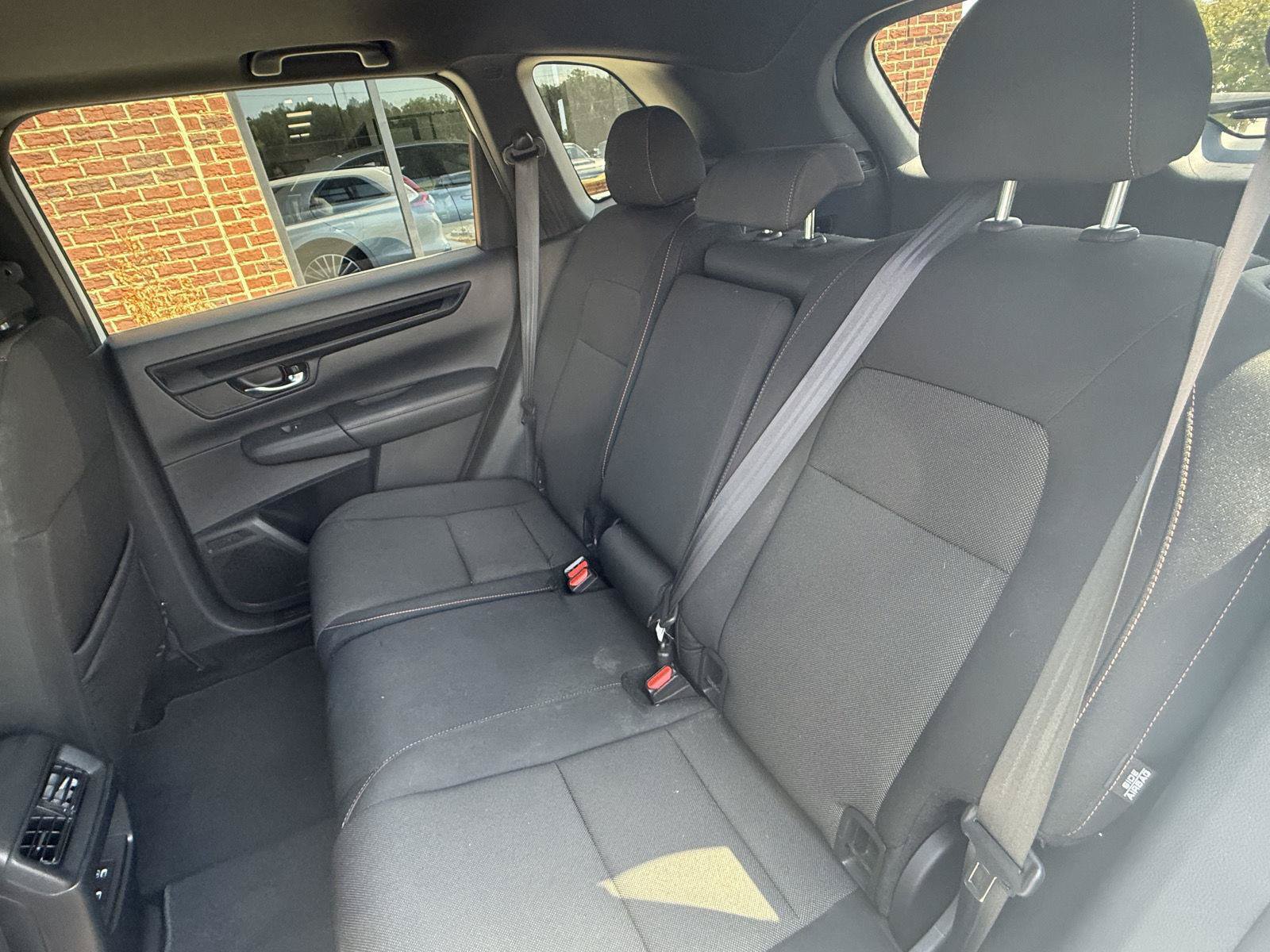 Used 2025 Honda CR-V Sport image 18