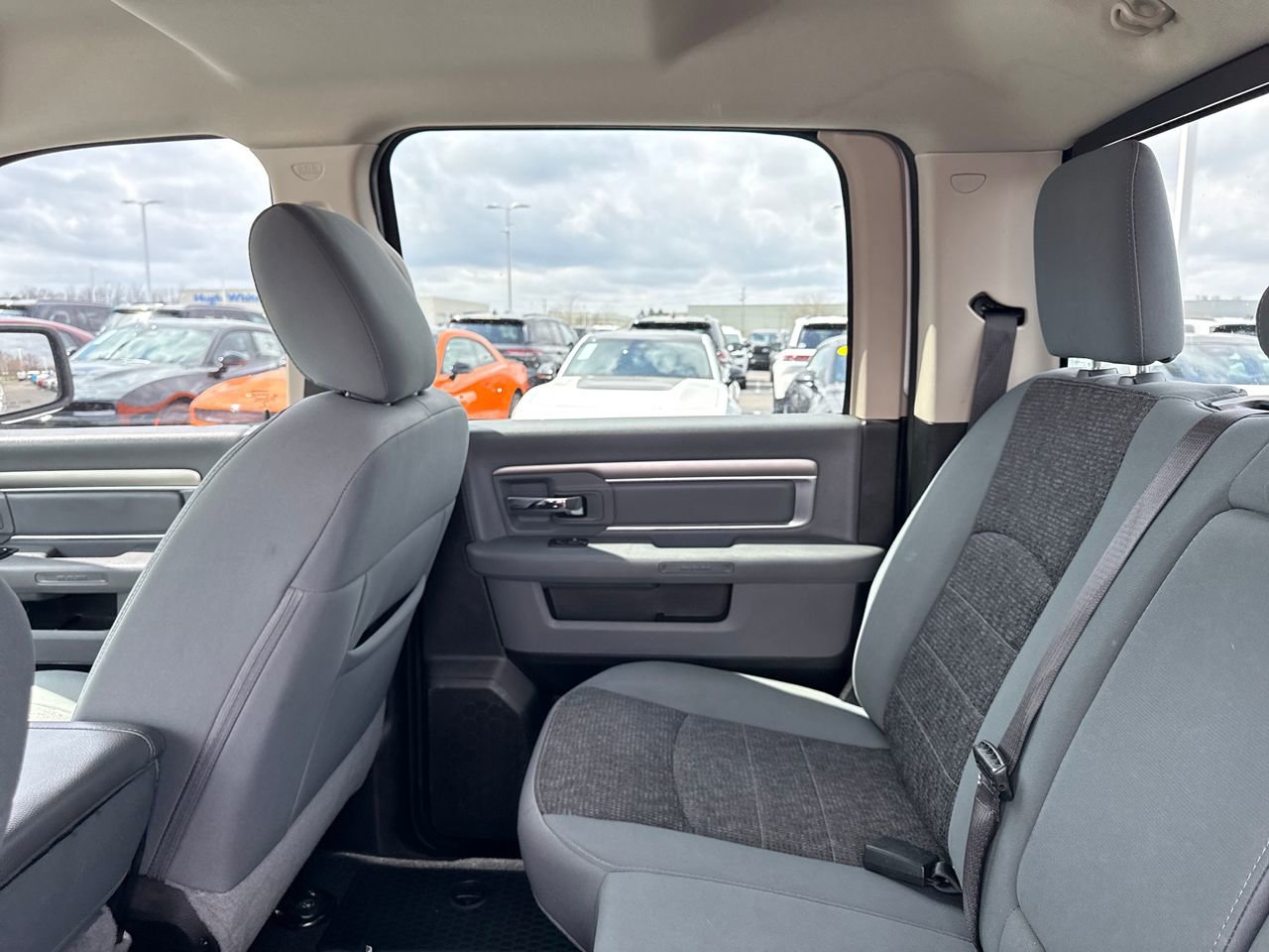 Used 2019 RAM 1500 Classic SLT w/ Luxury Group image 12