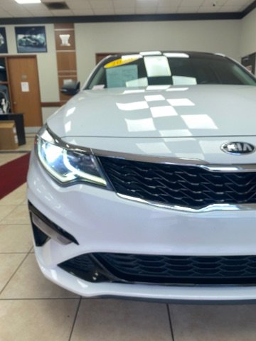 Used 2020 Kia Optima SE image 10