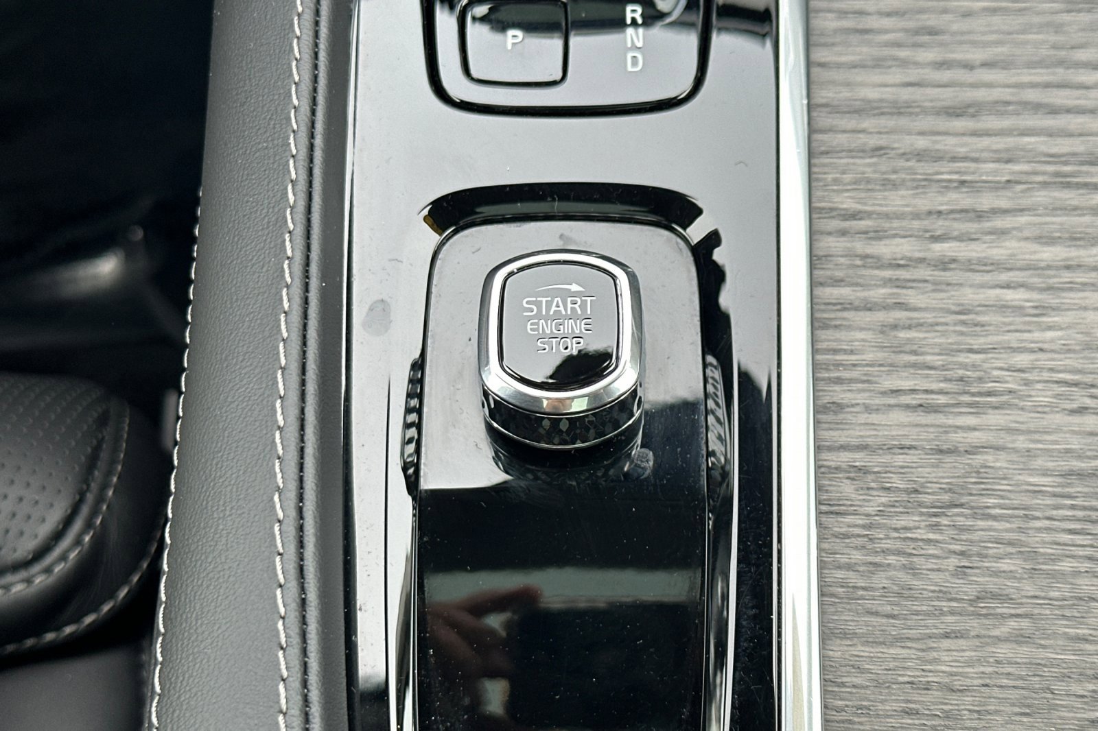 Certified 2023 Volvo XC90 T8 Ultimate image 26