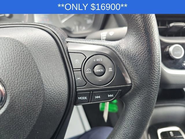 Used 2024 Toyota Corolla LE image 32