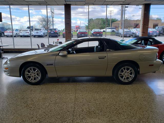 Used 2002 Chevrolet Camaro Z28 w/ Preferred Equipment Group 2 image 2