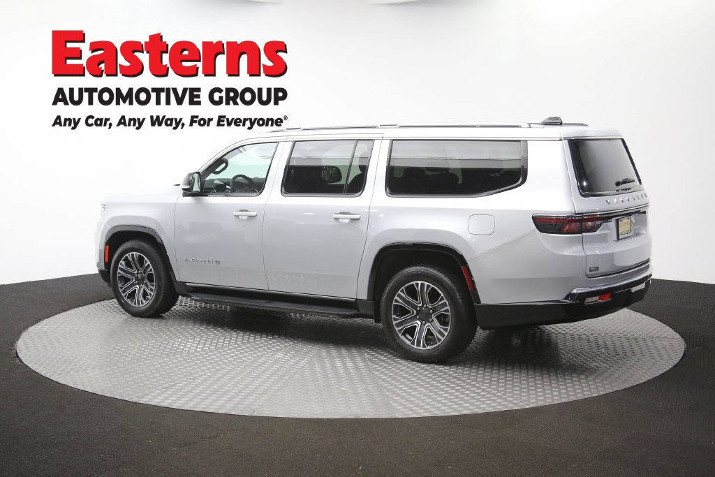 Used 2024 Jeep Wagoneer L Series II w/ Flexible Seating Group AWD/4WD image 70