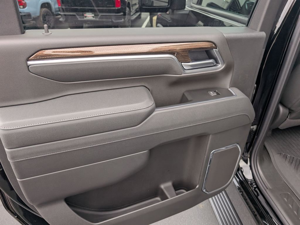 New 2026 Chevrolet Silverado 2500 LT image 10