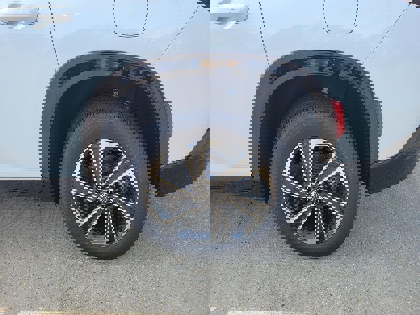 New 2026 Buick Enclave Sport Touring w/ Power Package image 10