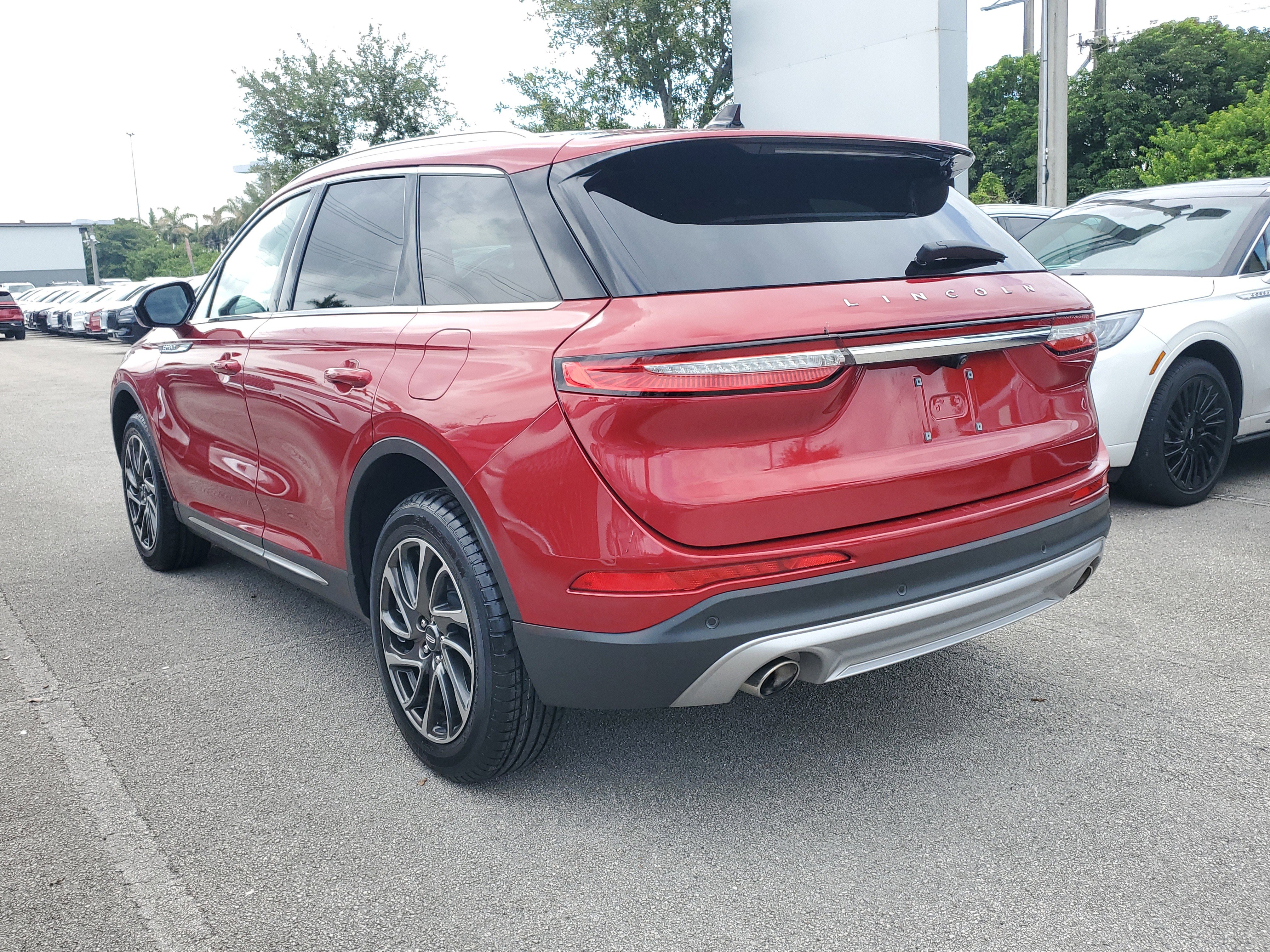 Certified 2020 Lincoln Corsair FWD image 4