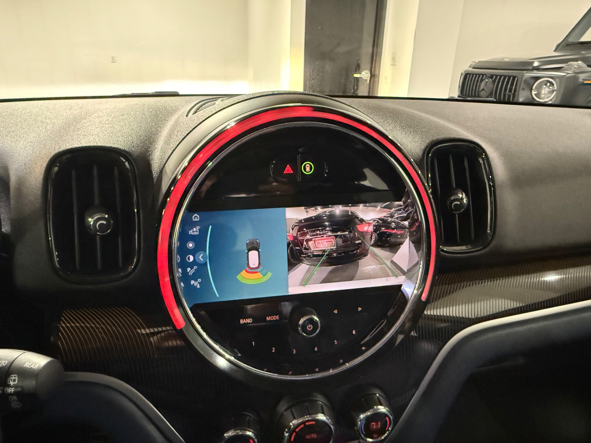 Used 2023 MINI Cooper Countryman S w/ Signature Upholstery Package image 32