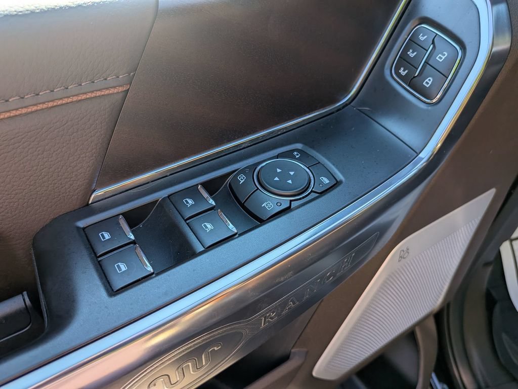 Used 2025 Ford F150 King Ranch w/ FX4 Off-Road Package AWD/4WD image 9