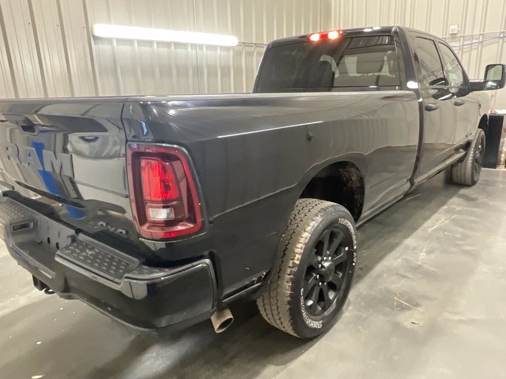 Used 2026 RAM 3500 Big Horn AWD/4WD image 22