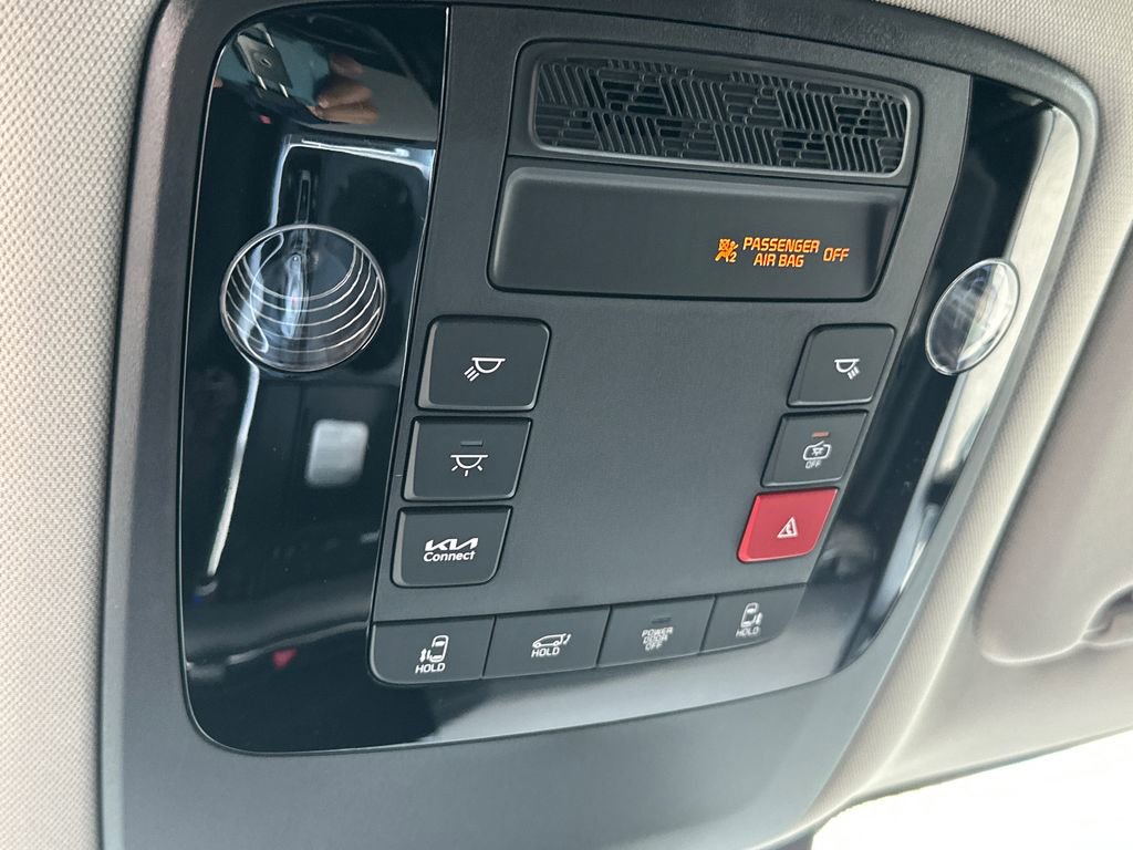 New 2026 Kia Carnival EX FWD image 24