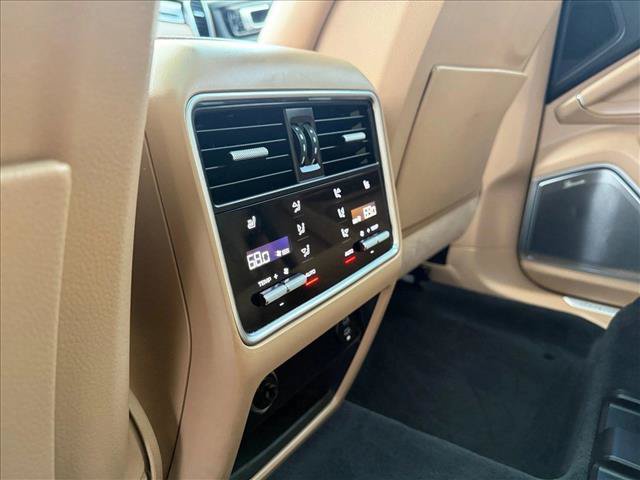 Used 2020 Porsche Cayenne S AWD/4WD image 19
