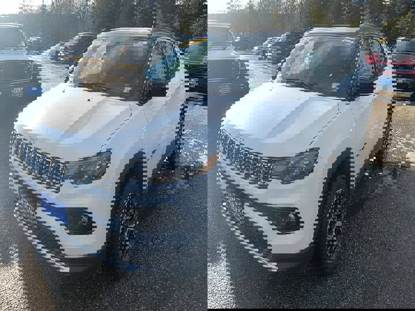 New 2026 Jeep Compass Limited w/ Sun, Sound & Navigation Group image 3