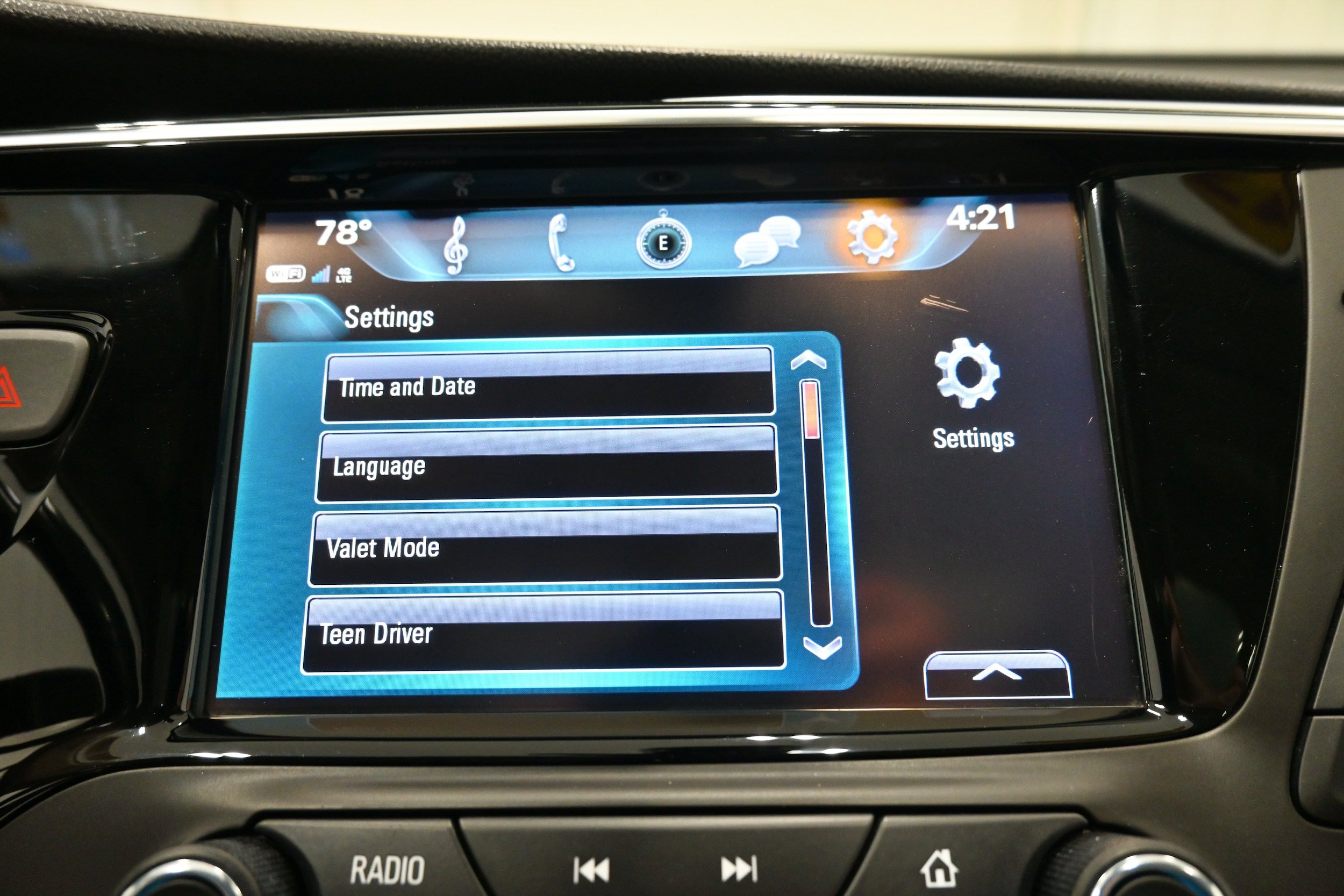 Used 2017 Buick Envision Premium AWD/4WD image 16
