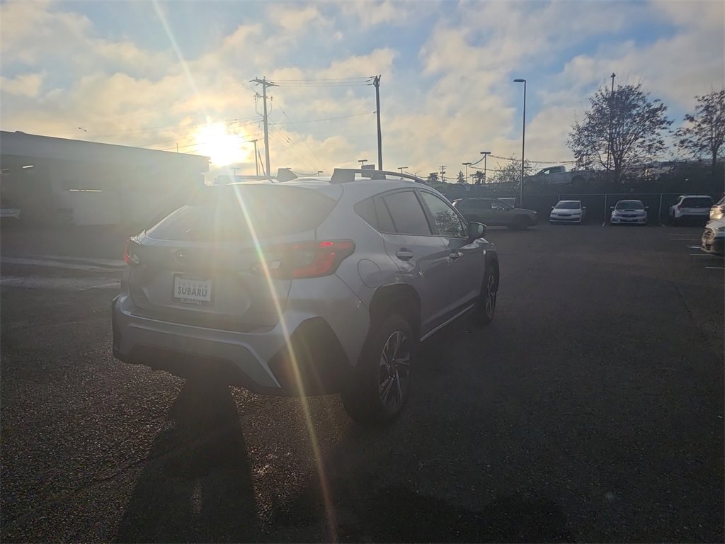 Certified 2024 Subaru Crosstrek 2.0i Premium image 5