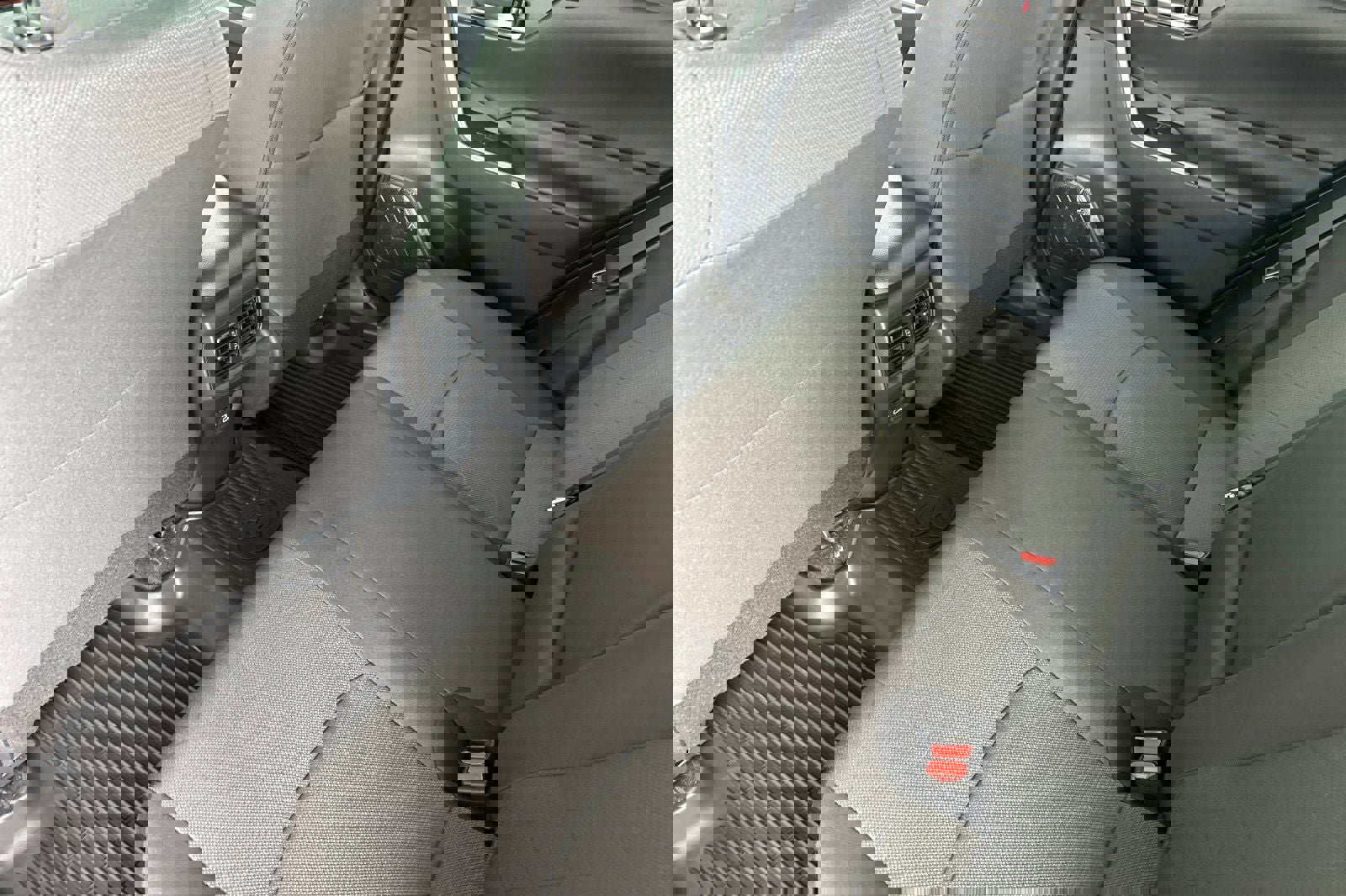 New 2025 Toyota RAV4 XLE image 32