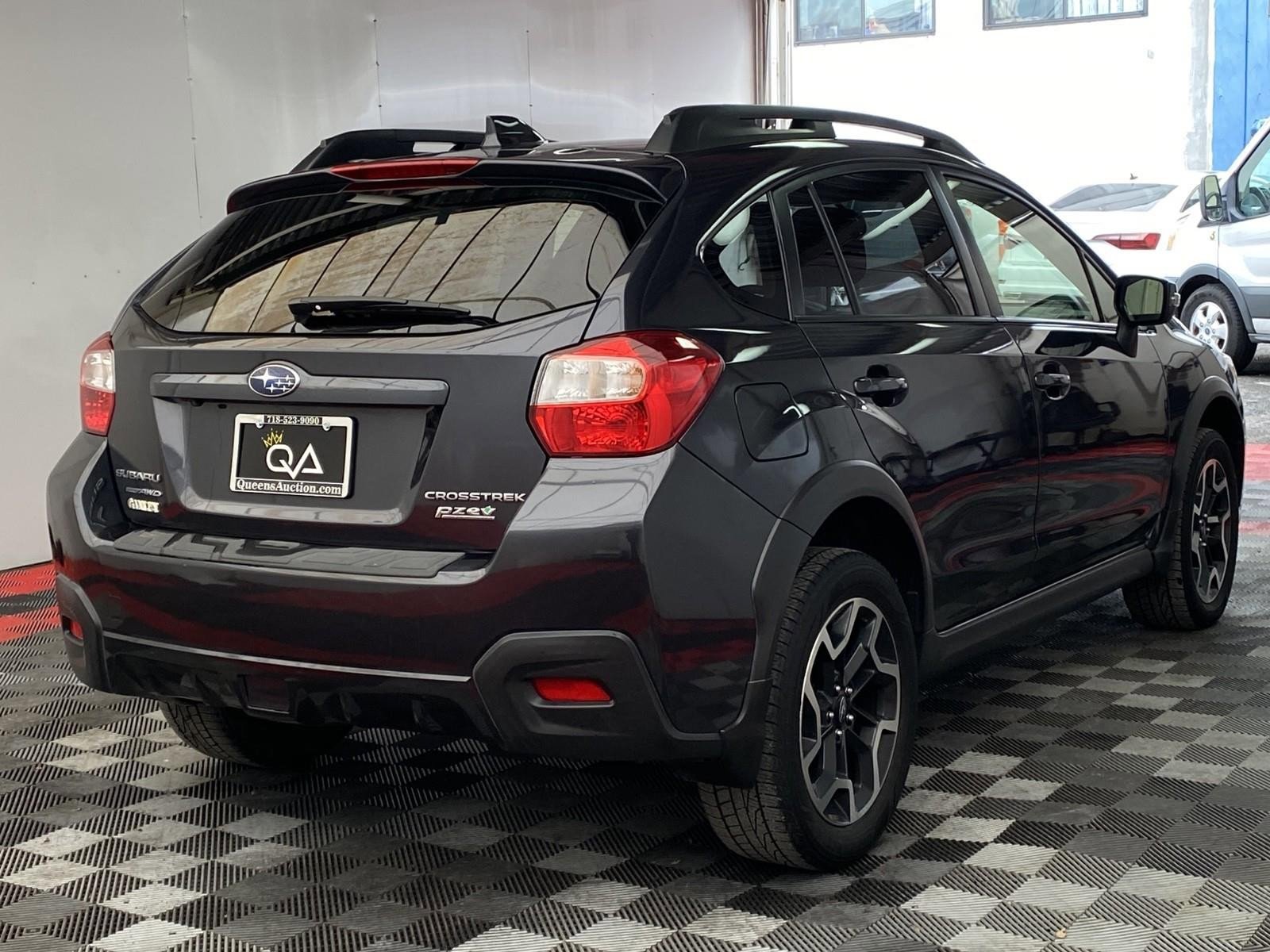 Used 2016 Subaru Crosstrek 2.0i Limited image 6