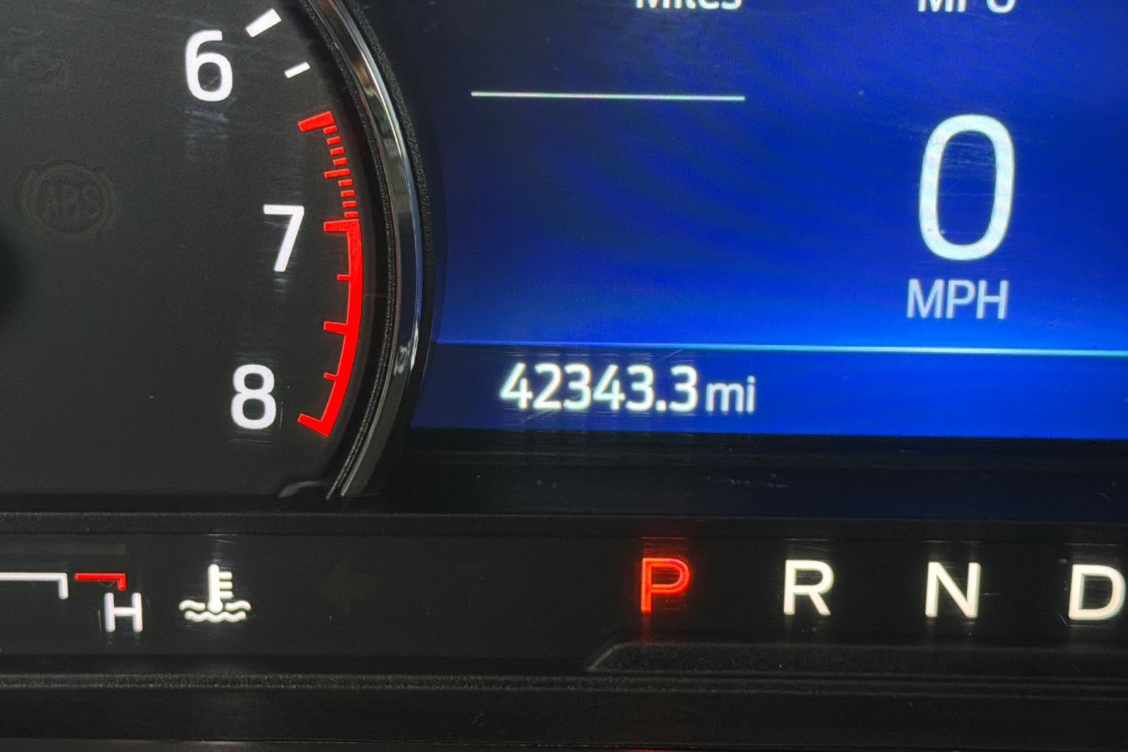 Used 2022 Ford Explorer XLT w/ Equipment Group 202A RWD image 32