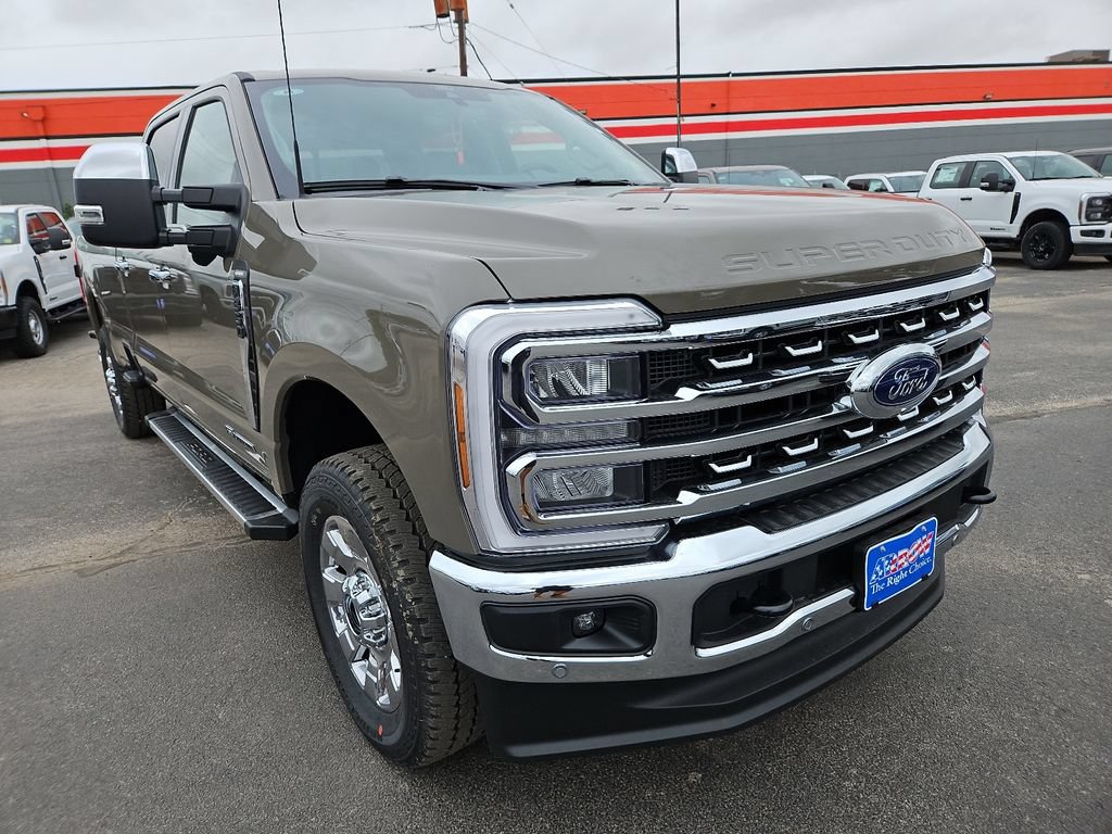 New 2026 Ford F350 Lariat w/ Lariat Premium Package AWD/4WD video 2