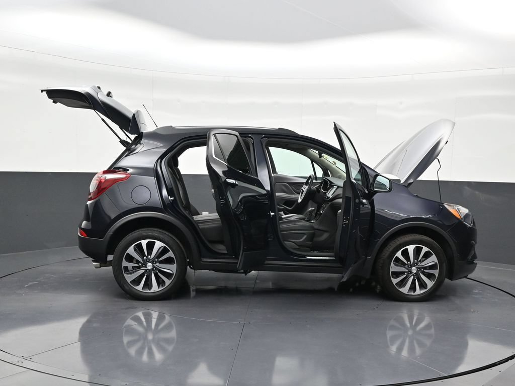Used 2022 Buick Encore Preferred w/ Safety Package AWD/4WD image 32