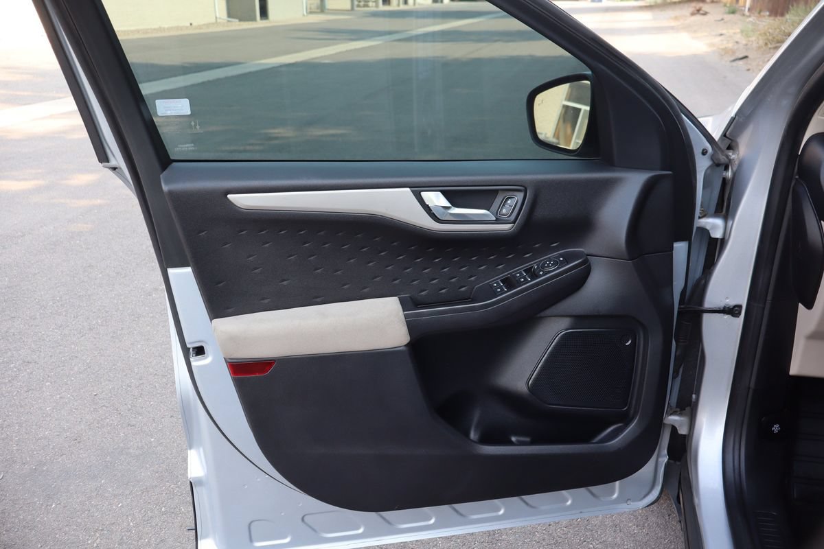 Used 2020 Ford Escape SE AWD/4WD image 23